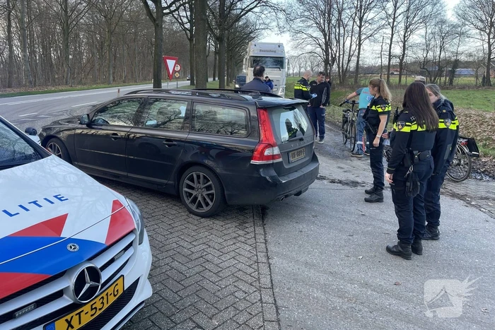 Man op e-bike gewond bij aanrijding