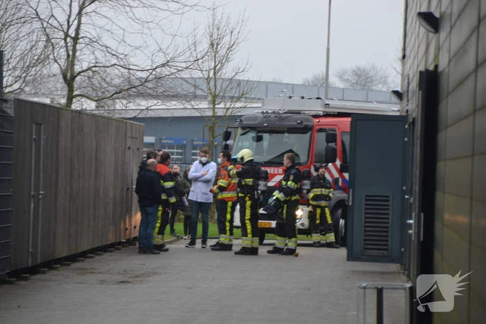 Deel industrieterrein zonder stroom na mogelijk brand