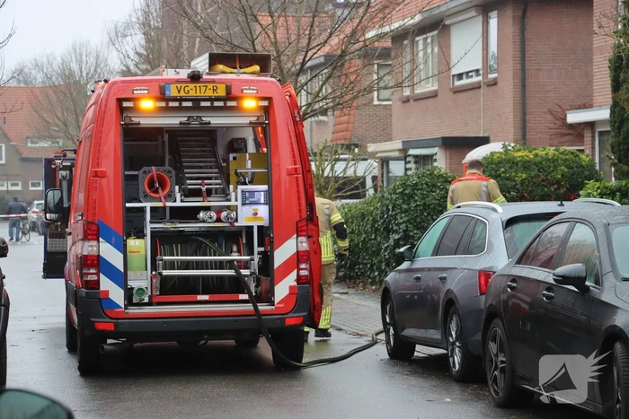 Persoon ernstig gewond bij brand in schuur