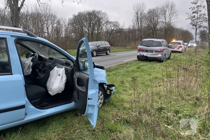 Drie voertuigen betrokken bij kettingbotsing