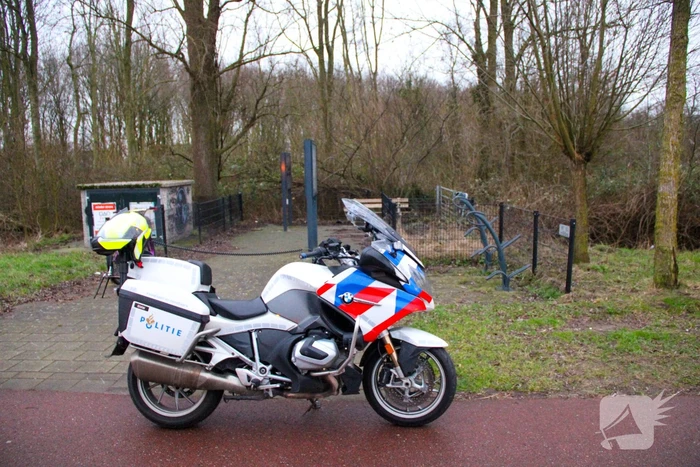 Politie doet onderzoek naar overval op tankstation