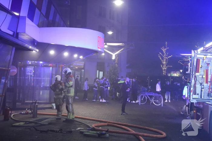 Twee gewonden bij brand in winkelcentrum