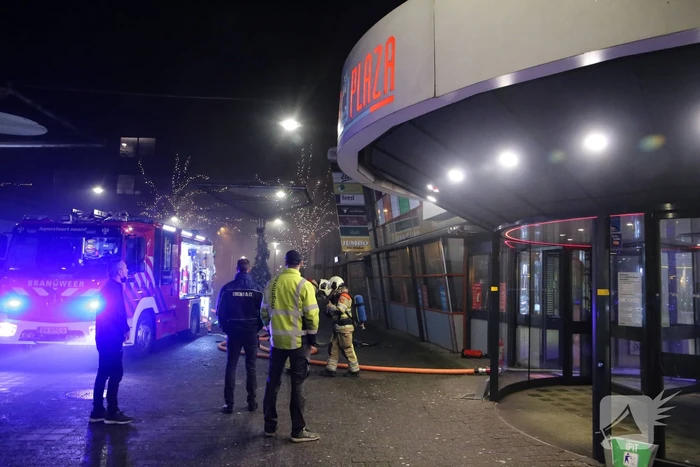 Twee gewonden bij brand in winkelcentrum