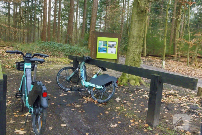 Opnieuw een elektrische deelfiets in brand