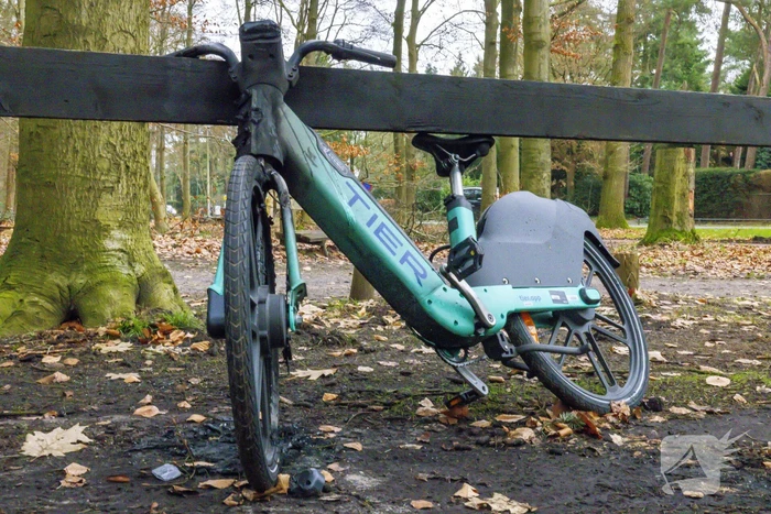 Opnieuw een elektrische deelfiets in brand