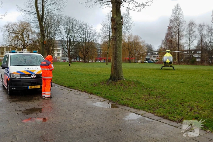 Man van dak gevallen tijdens werkzaamheden
