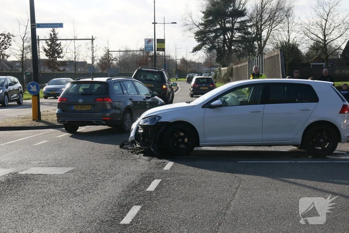 Botsing tussen twee voertuigen