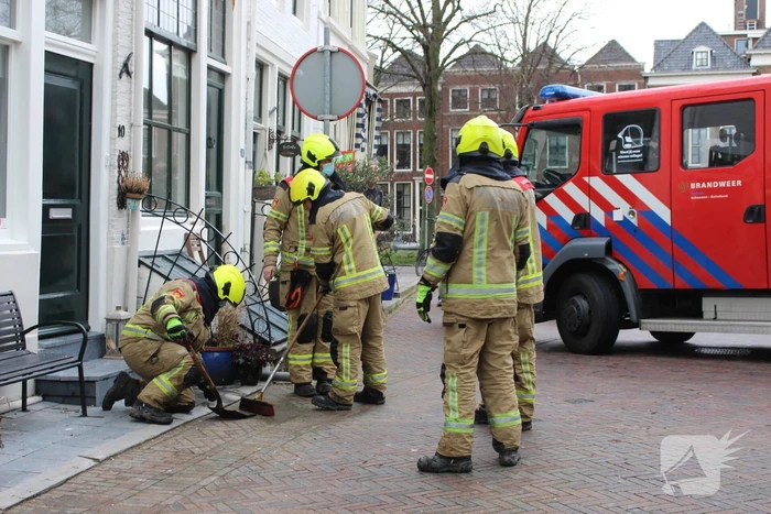 Ramen waaien uit slooppand