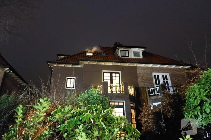 Rookontwikkeling bij brand in schoorsteen