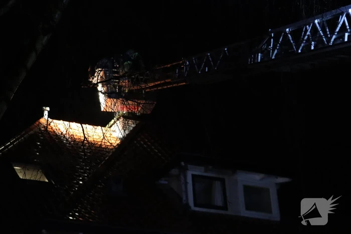 Rookontwikkeling bij brand in schoorsteen