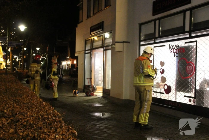 Brandweer ingezet voor mogelijke brand