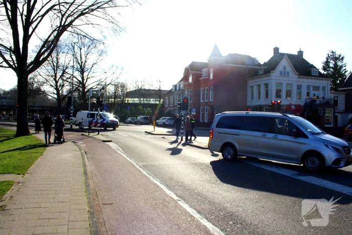 Oudere man gewond na ongeval met fiets
