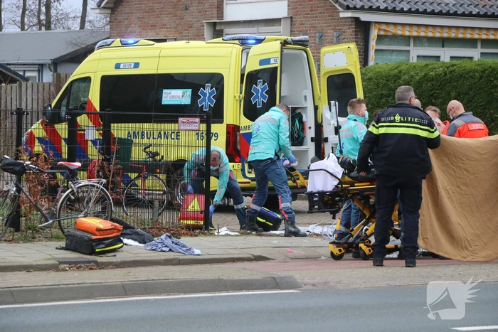 Fietser zwaargewond na ongeval