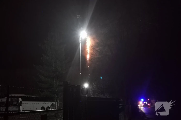 Zendmast in brand