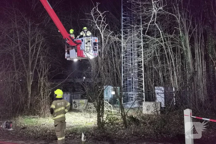 Zendmast in brand
