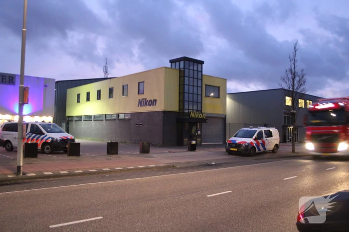 Politie doet onderzoek naar overval op Hollandia Automotive