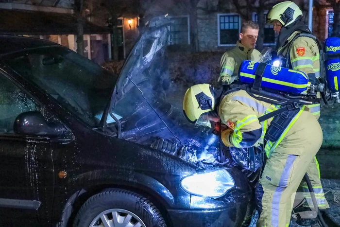 Opnieuw brand in auto