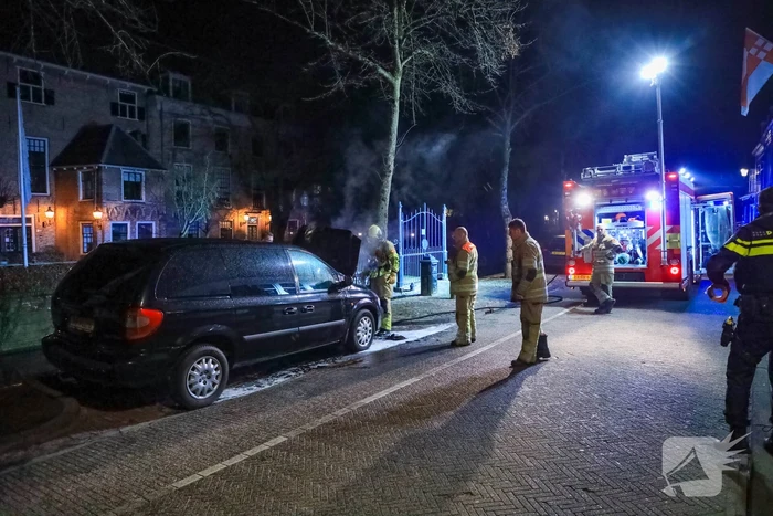 Opnieuw brand in auto