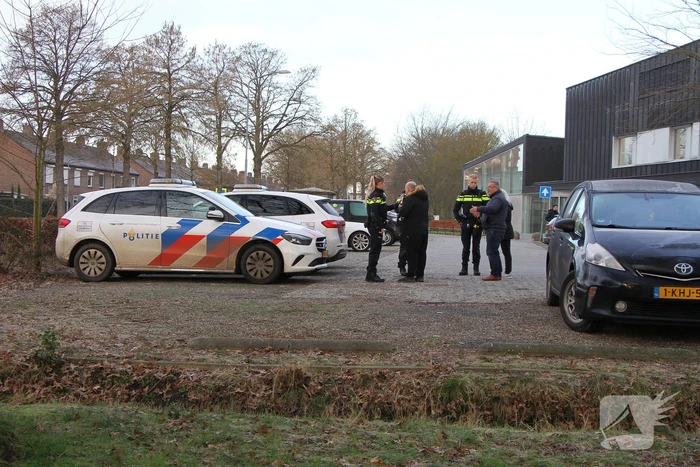 Fietser gewond bij botsing op rotonde