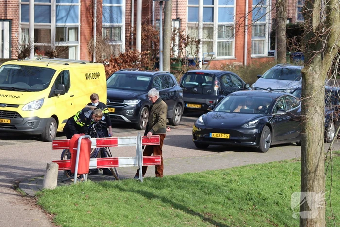 Fietser gecontroleerd na botsing met auto