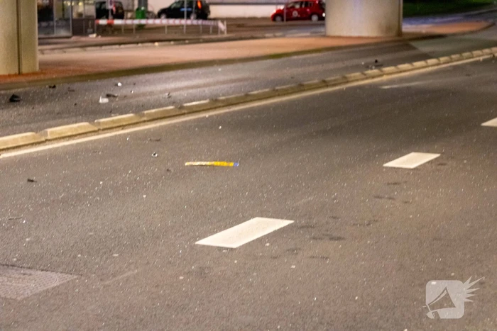 Gewonde bij botsing tegen verkeerspaal