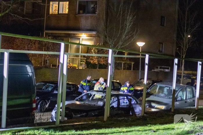 Audi met buitenlandse kenteken volledige uitgebrand