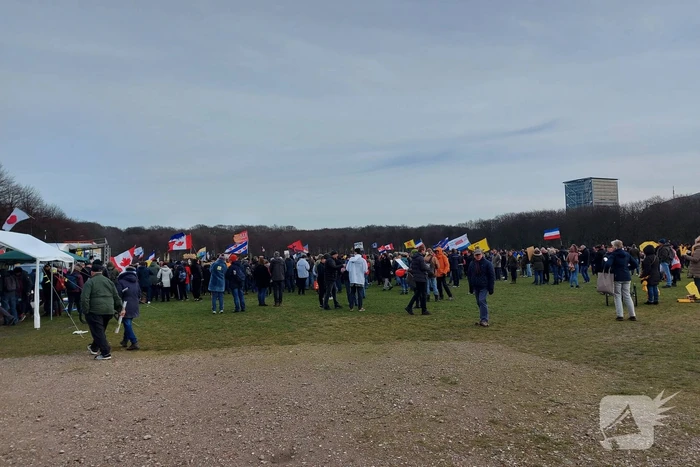 Corona demonstratie van start op Malieveld