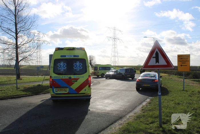 Gewonden bij aanrijding op kruising