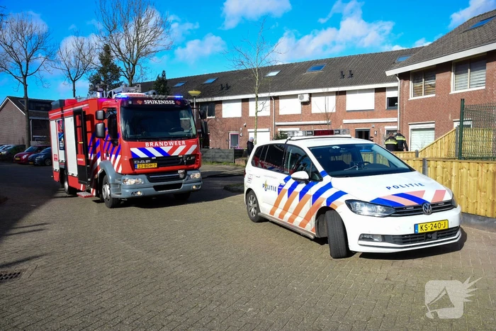Brand in achtertuin van woning