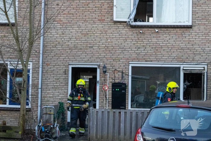 Brandweer blust flinke brand in woning