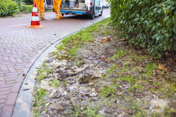 Vitens bezig met herstel van gesprongen waterleiding