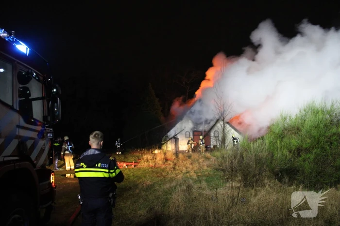 Veel rookontwikkeling bij uitslaande brand