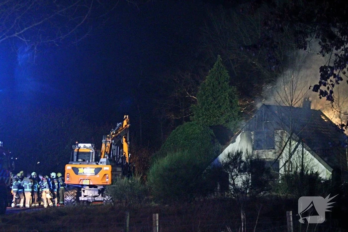 Veel rookontwikkeling bij uitslaande brand