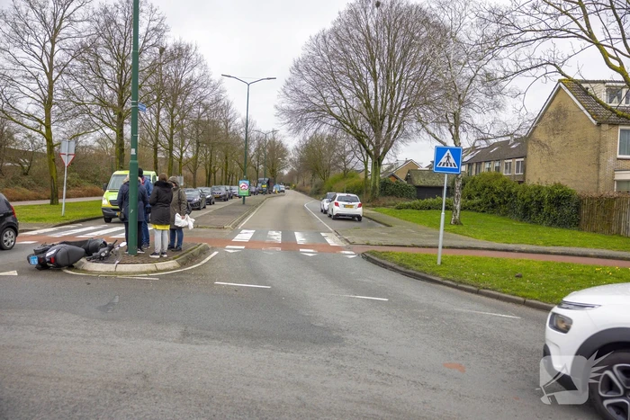 Scooterrijder gewond bij aanrijding