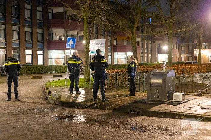 Politie vindt kogelhulzen na melding schietpartij