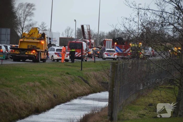 Automobilist zwaargewond bij verkeersongeval