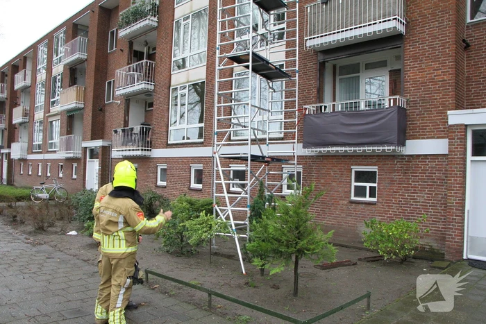 Brandweer breekt steiger af na harde wind