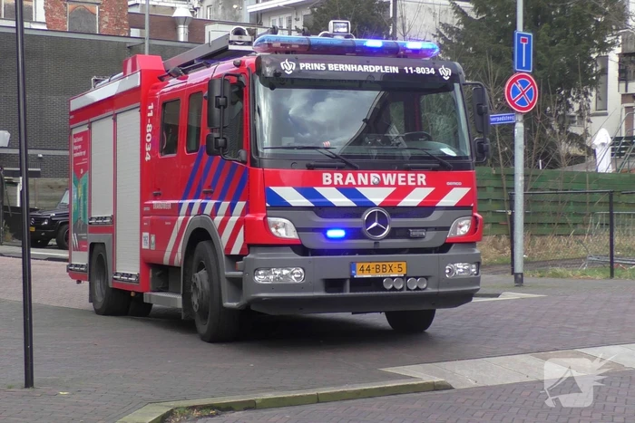 Losgewaaid dak raakte meerdere woningen