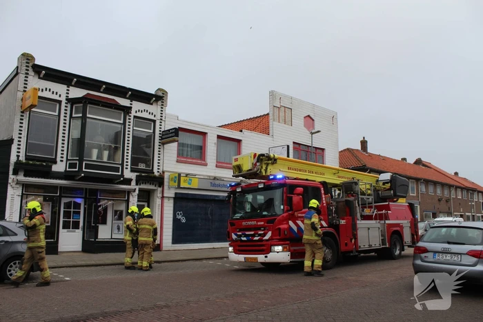 Gevelbeplating laat los van pand