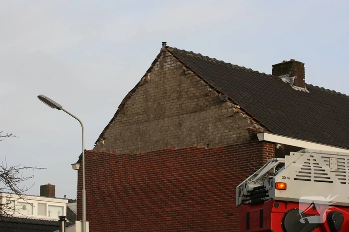 Gevel stort in door harde wind