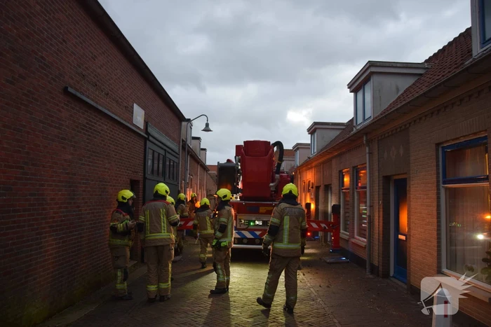 Dak waait van dakkapellen af