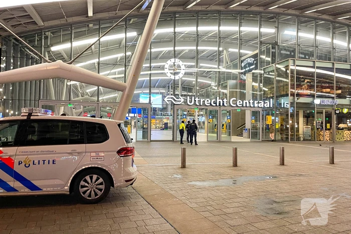 Persoon neergestoken met kapotgeslagen drankfles