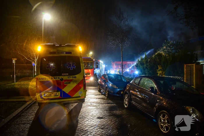 Forse brand in slaapkamer van woning