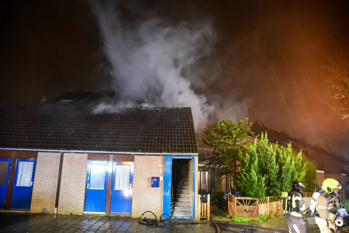 Forse brand in slaapkamer van woning
