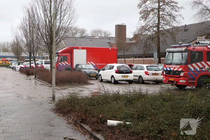 Woningen ontruimd nadat bomen dreigen om te waaien