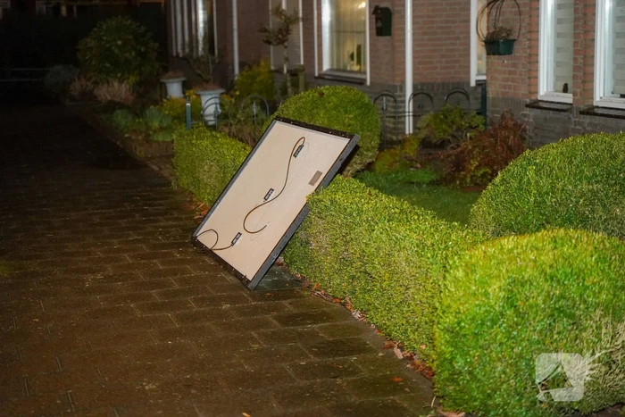 Flinke schade in dorp door windhoos