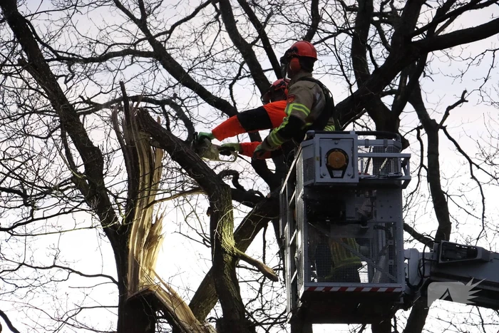 Ongeval bij stormschade melding