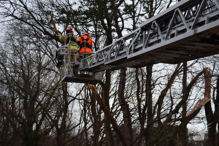 Ongeval bij stormschade melding