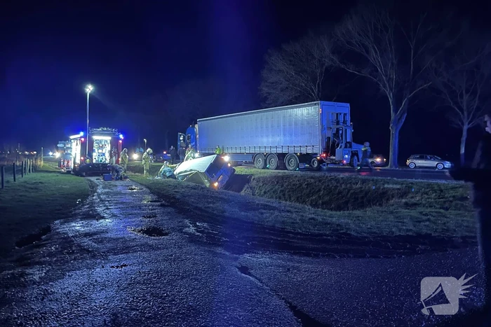 Ernstig ongeval tussen vrachtwagen en bestelbus