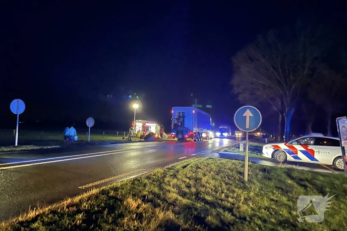 Ernstig ongeval tussen vrachtwagen en bestelbus